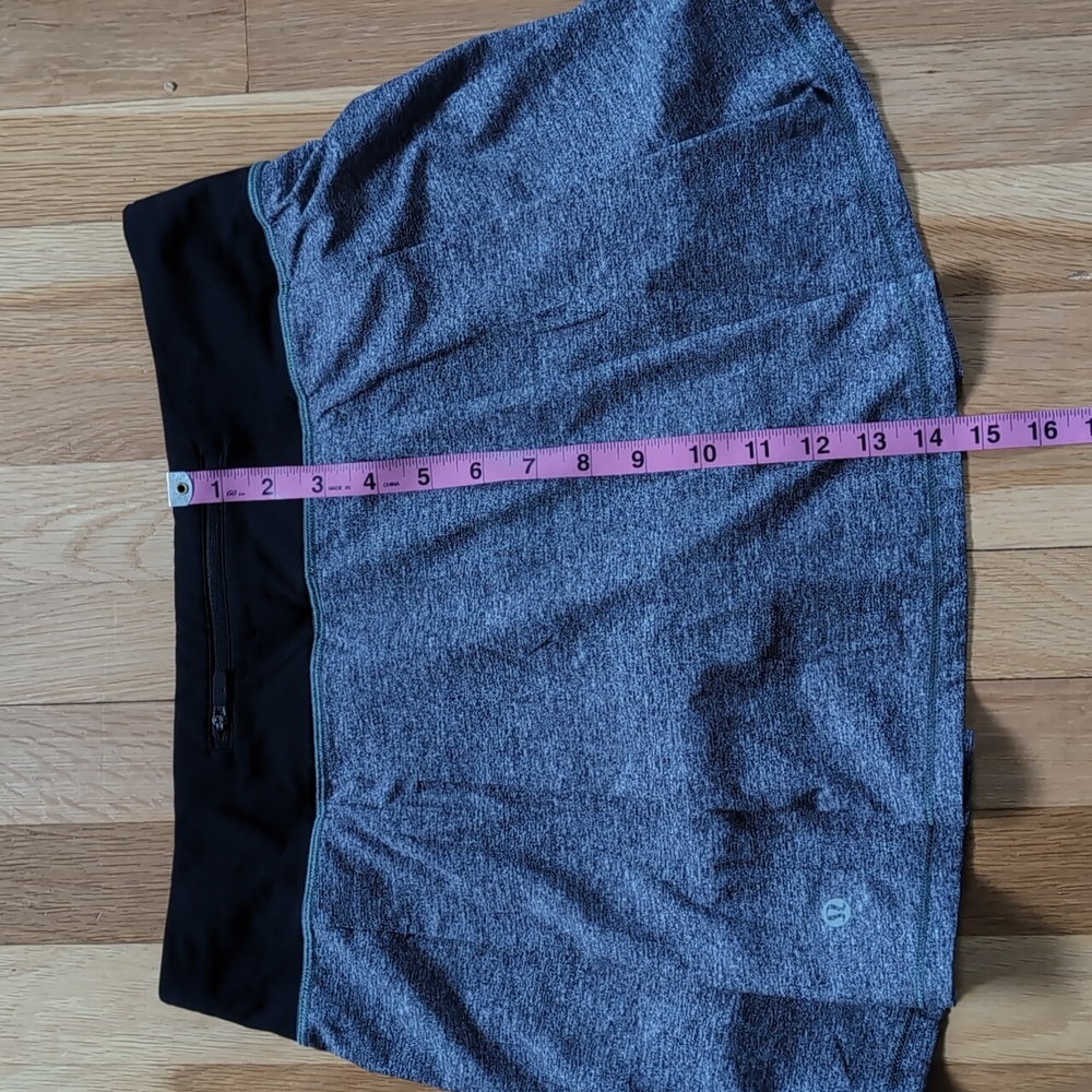 Lululemon running skirt 8 Tall